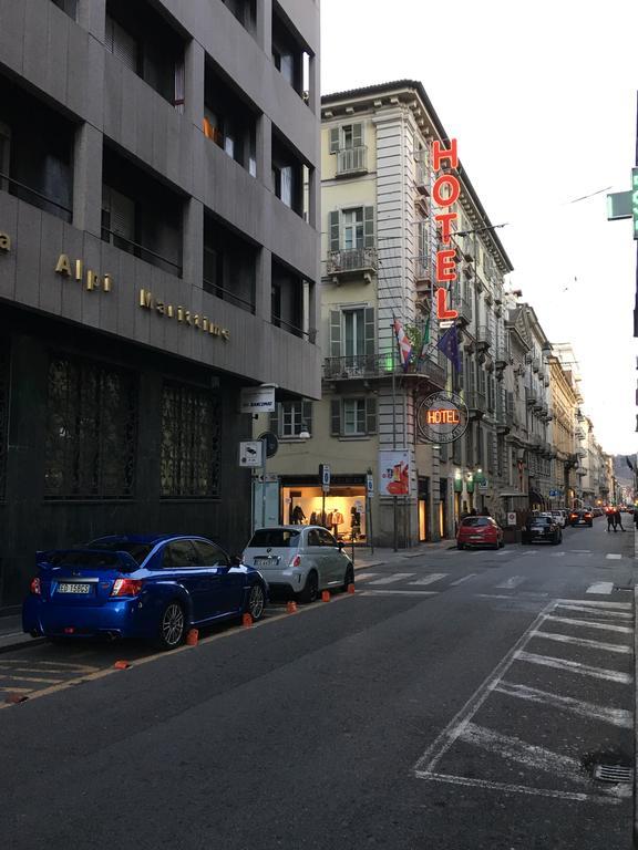 Le Petit 3* Turin