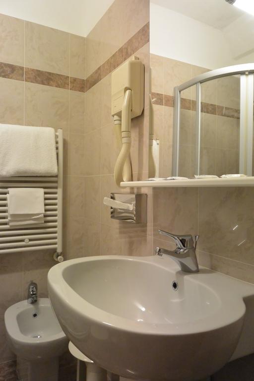 Le Petit Hotel 3*
